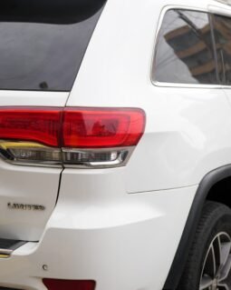 
										Jeep Grand Cherokee Limited full									