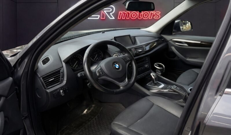 
								BMW X1 full									