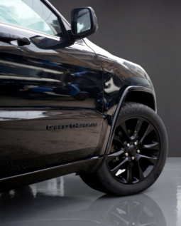 
										Jeep Grand Cherokee full									