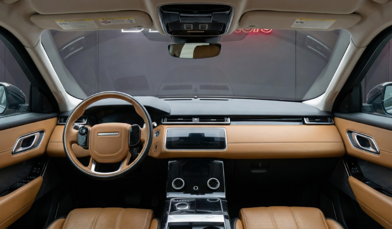 
								Range Rover Velar full									