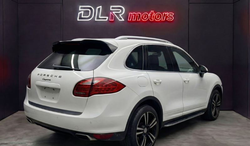 
								Porshce Cayenne full									