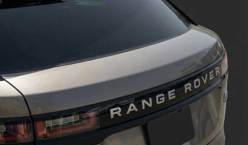 
								Range Rover Velar full									