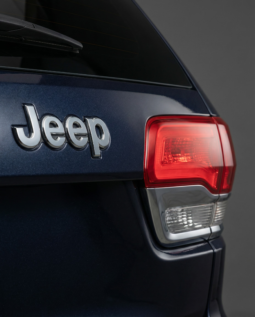 
										Jeep Grand Cherokee Navy full									