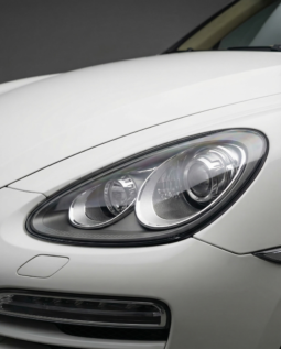 
										Porshce Cayenne full									